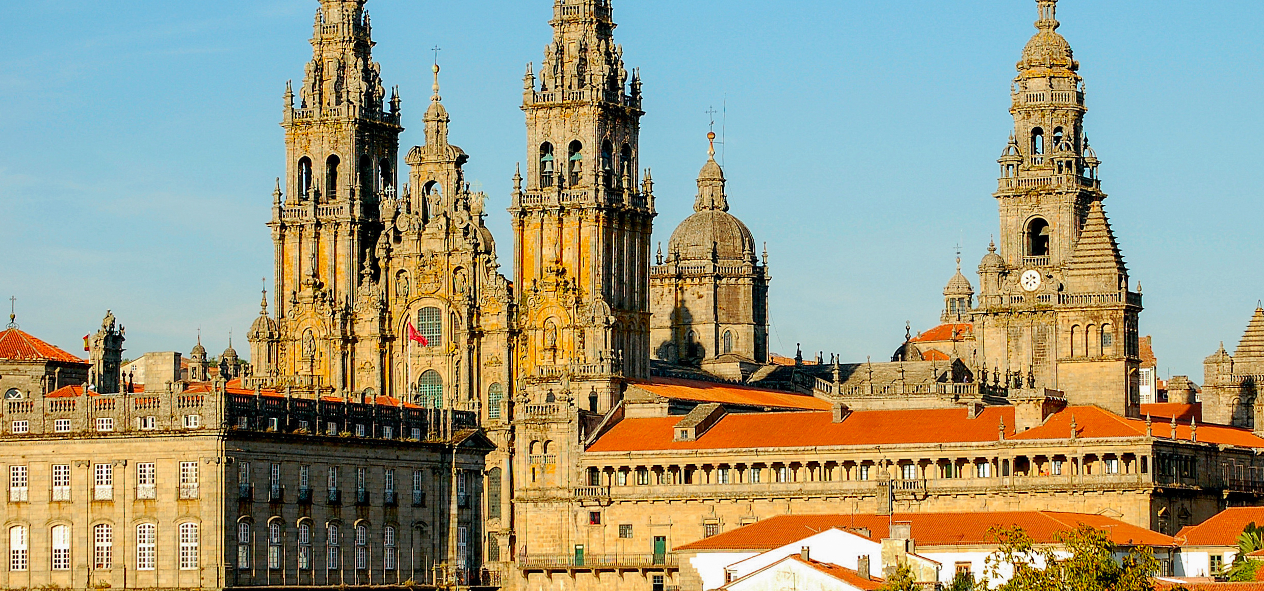 245_(6)_Spanien_Santiago de Compostela_Kathedrale_shutterstock_558531355_Standardlizenz_nur Online_(c)_Ikonya