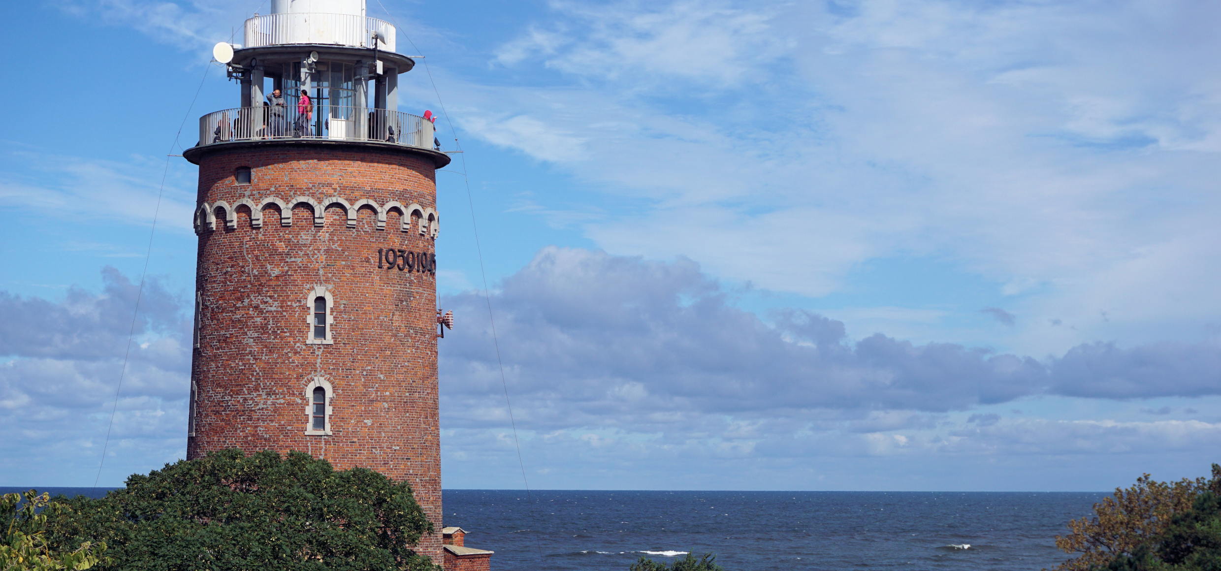 Slider3_202_03_Pommern_lighthouse-c-pixabay
