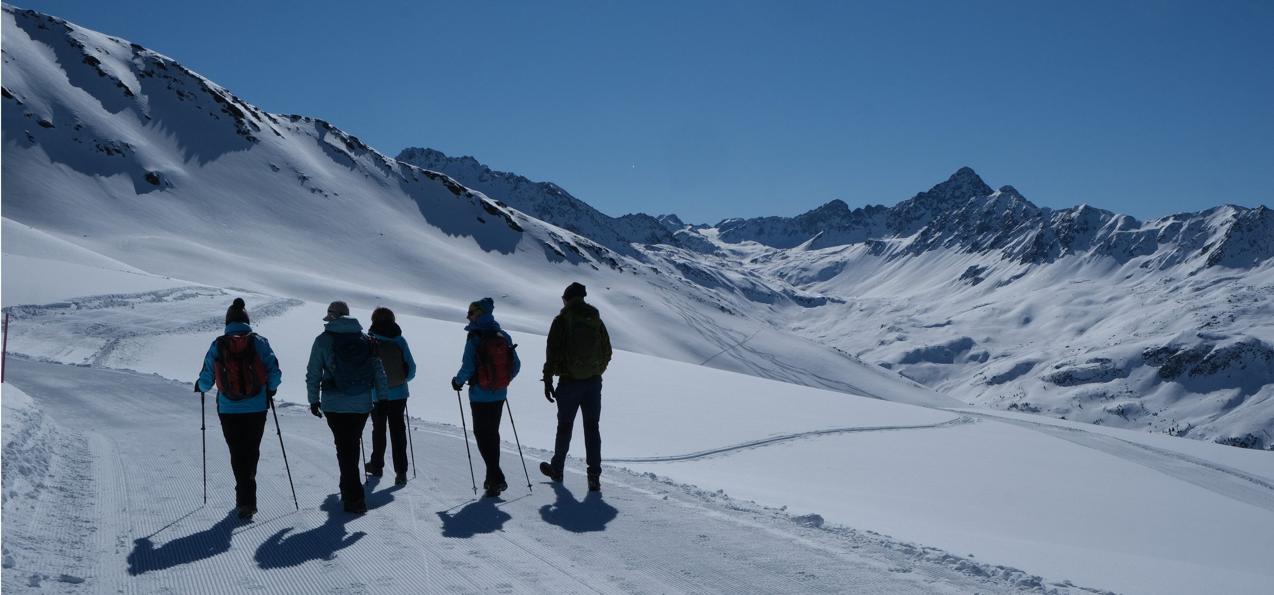 Schweiz-Winterwandergruppe-Davos-