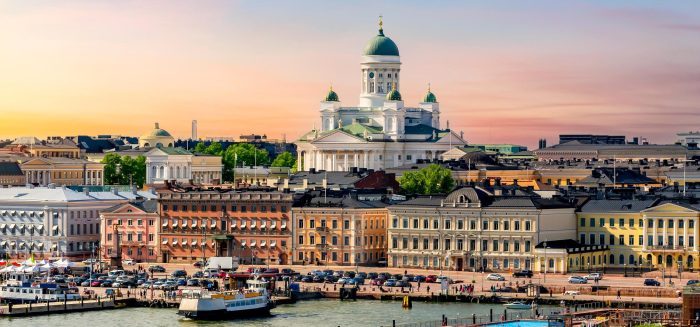 Helsinki-Kathedrale-Stadtbild-Hafen-Finnland