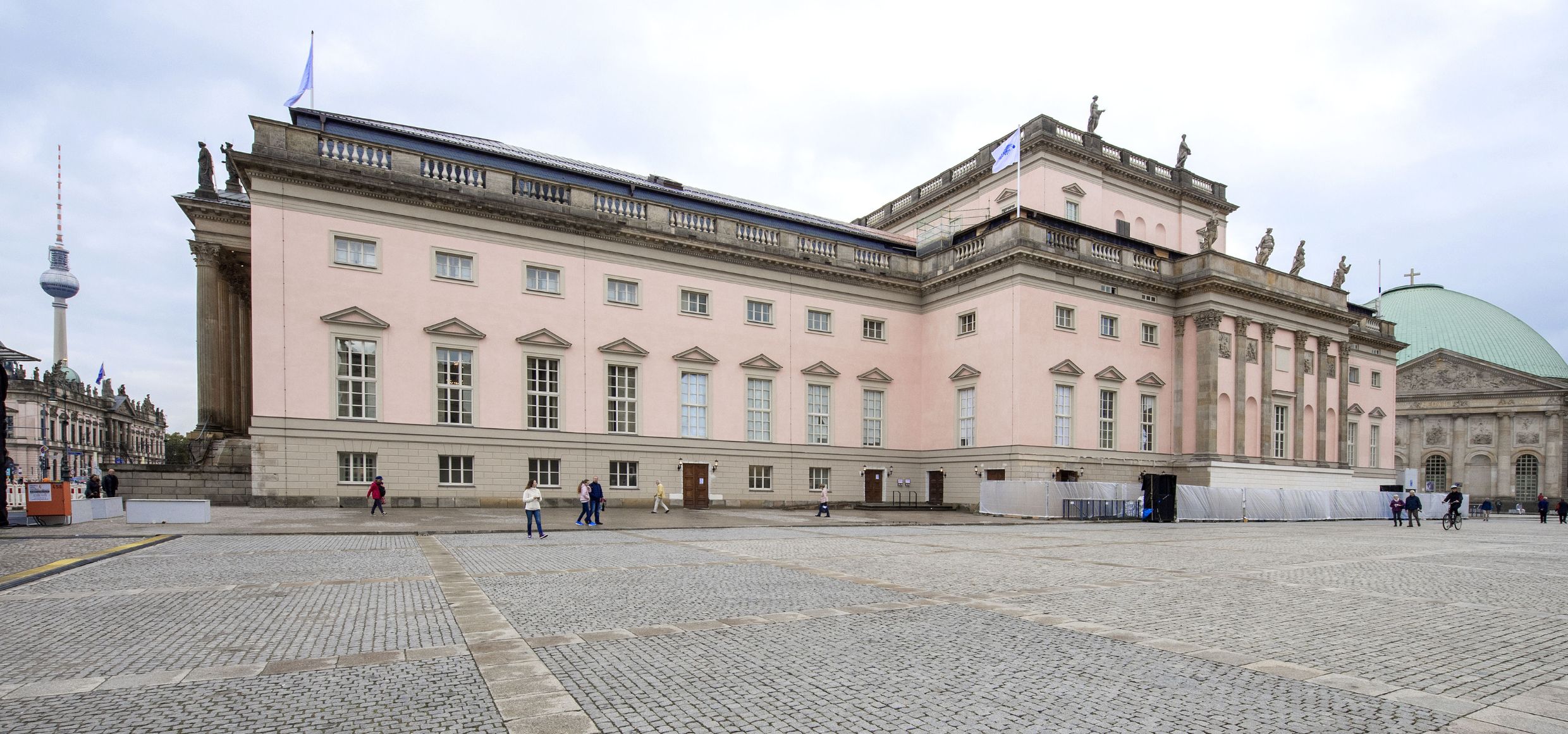 Berliner Staatsoper unter den Linden